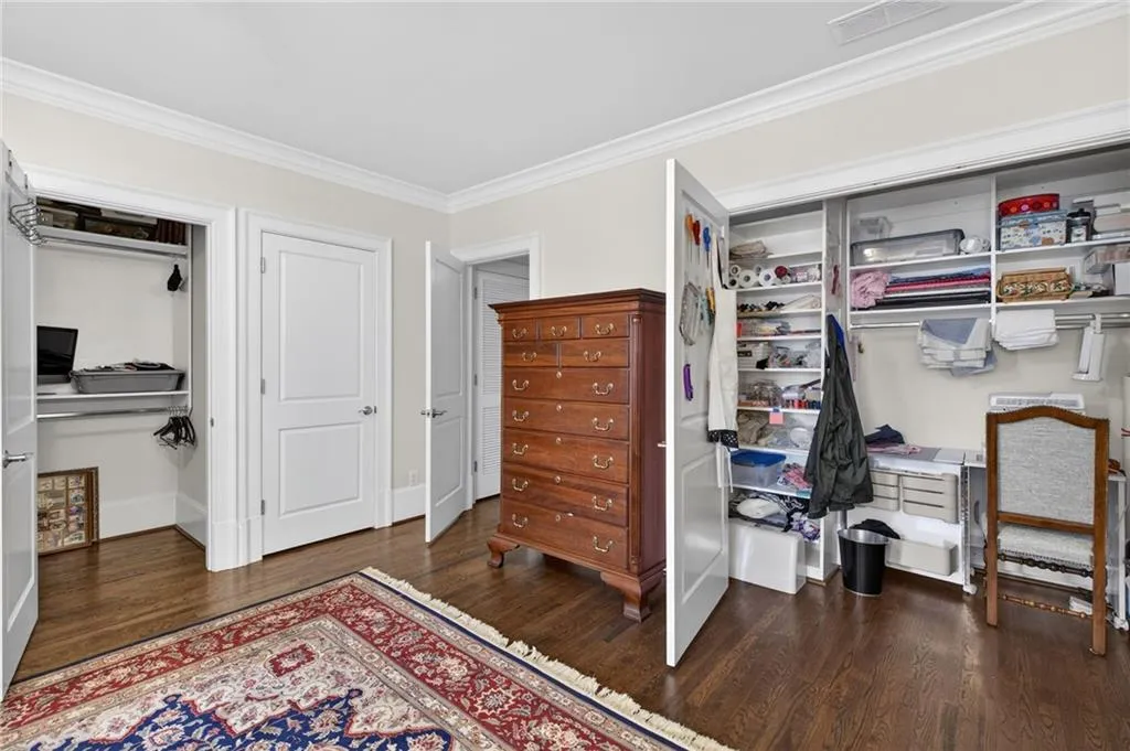 92 Old Ivy Road Ne Unit 7, Atlanta, Georgia 30342, 4 Bedrooms Bedrooms, 0 ,4 BathroomsBathrooms,Residential,For Sale,92 Old Ivy Road Ne Unit 7,7708312