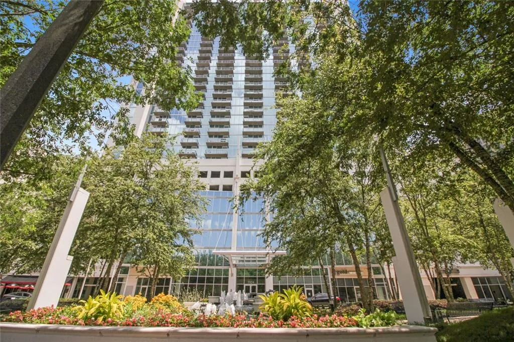 3324 Peachtree Road Ne Unit 3016, Atlanta, Georgia 30326, 1 Bedroom Bedrooms, ,1 BathroomBathrooms,Residential,For Sale,3324 Peachtree Road Ne Unit 3016,7611590