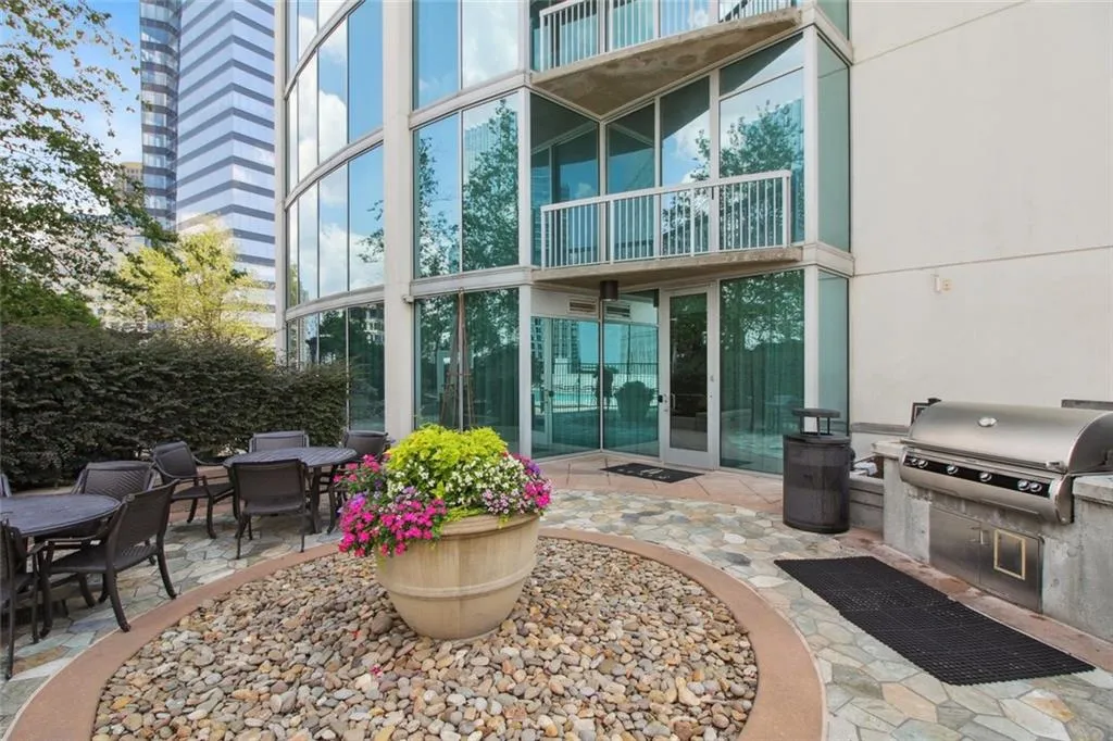 3324 Peachtree Road Ne Unit 3016, Atlanta, Georgia 30326, 1 Bedroom Bedrooms, ,1 BathroomBathrooms,Residential,For Sale,3324 Peachtree Road Ne Unit 3016,7611590