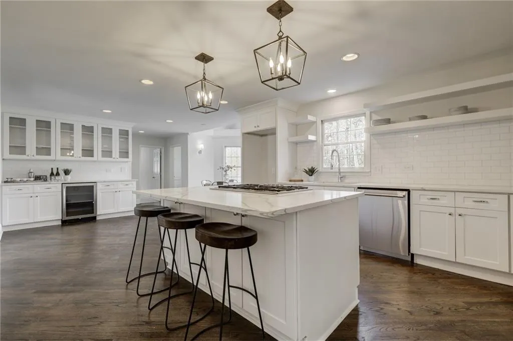 8160 Habersham Waters Road, Sandy Springs, Georgia 30350, 5 Bedrooms Bedrooms, ,5 BathroomsBathrooms,Residential,Sold,8160 Habersham Waters Road,6706980