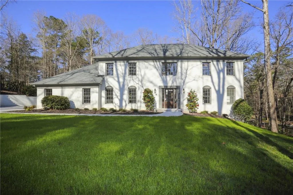 8160 Habersham Waters Road, Sandy Springs, Georgia 30350, 5 Bedrooms Bedrooms, ,5 BathroomsBathrooms,Residential,Sold,8160 Habersham Waters Road,6706980