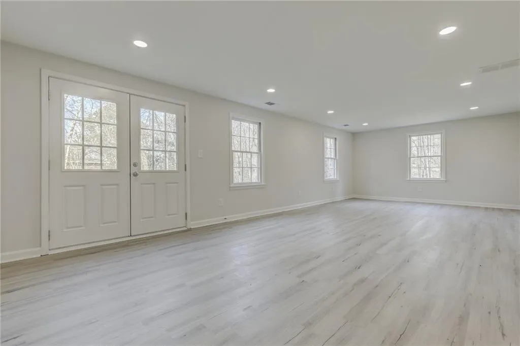 8160 Habersham Waters Road, Sandy Springs, Georgia 30350, 5 Bedrooms Bedrooms, ,5 BathroomsBathrooms,Residential,Sold,8160 Habersham Waters Road,6706980