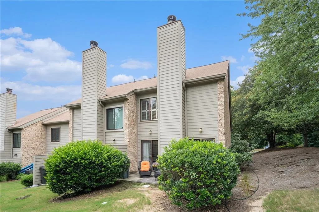 3629 Stonewall Court Se, Atlanta, Georgia 30339, 2 Bedrooms Bedrooms, ,1 BathroomBathrooms,Residential,For Sale,3629 Stonewall Court Se,7626961