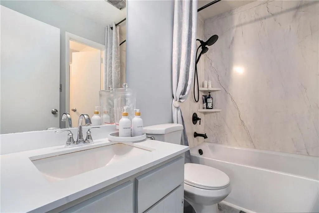 3629 Stonewall Court Se, Atlanta, Georgia 30339, 2 Bedrooms Bedrooms, ,1 BathroomBathrooms,Residential,For Sale,3629 Stonewall Court Se,7626961