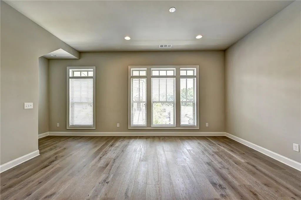 4345 Parkside Place, Atlanta, Georgia 30342, 3 Bedrooms Bedrooms, ,3 BathroomsBathrooms,Residential,Sold,4345 Parkside Place,6085521