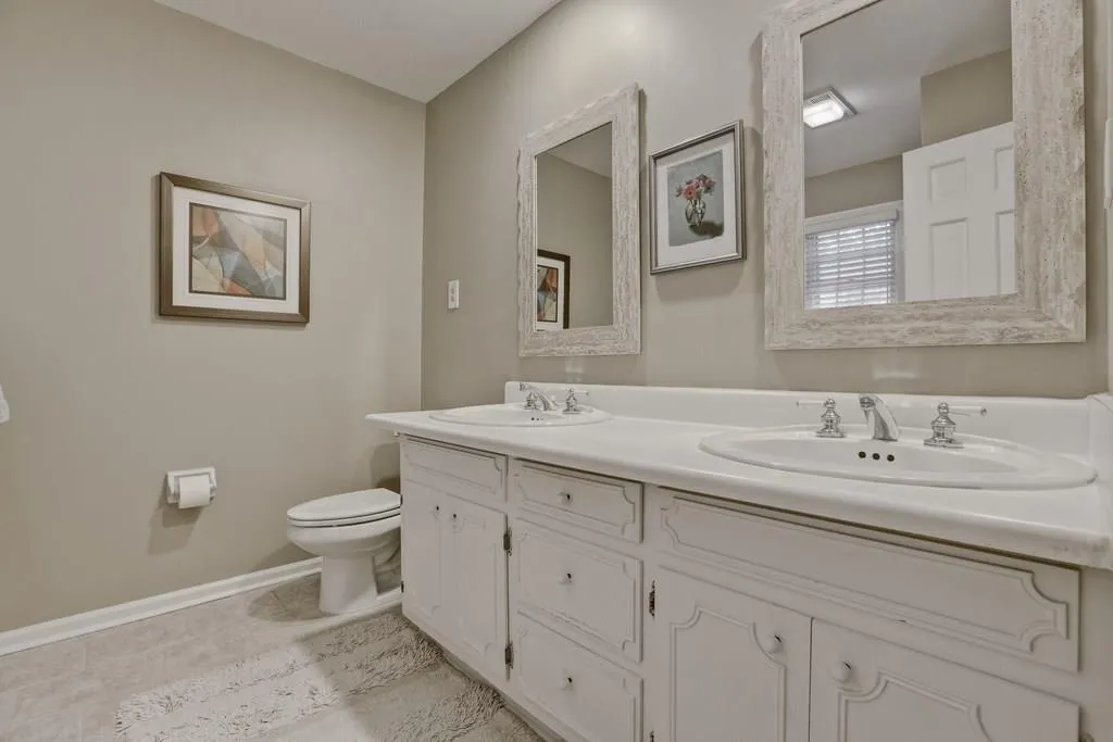 Georgia 30328, ,4 BathroomsBathrooms,Residential,Sold,5918641