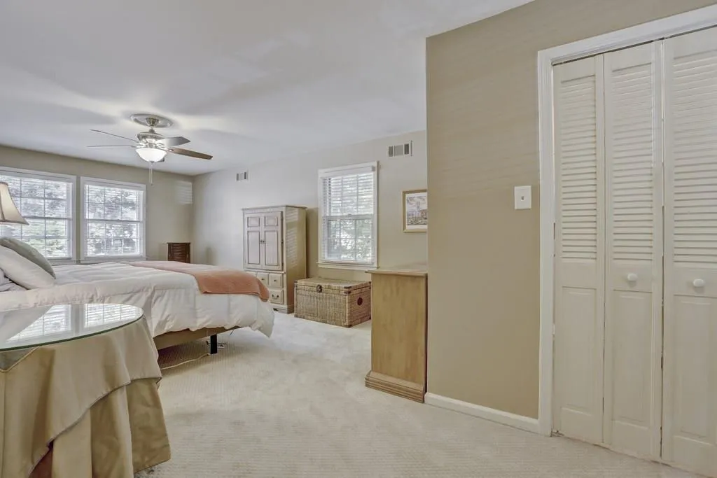 Georgia 30328, ,4 BathroomsBathrooms,Residential,Sold,5918641