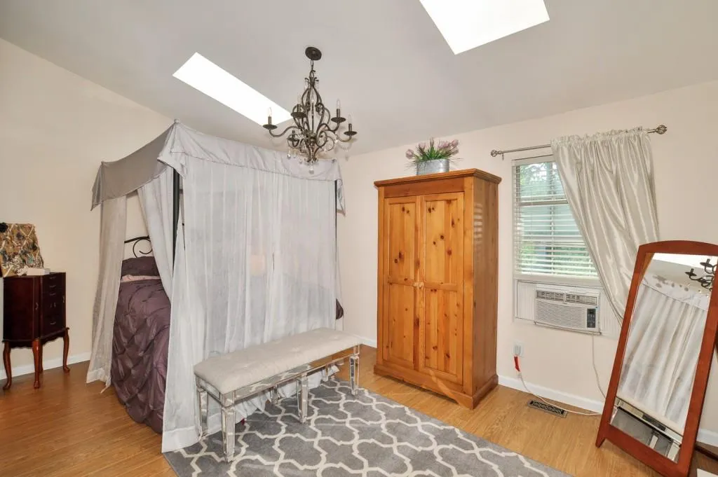 201 Wedgewood Way Unit 201, Sandy Springs, Georgia 30350, 2 Bedrooms Bedrooms, ,2 BathroomsBathrooms,Residential,Sold,201 Wedgewood Way Unit 201,5886294