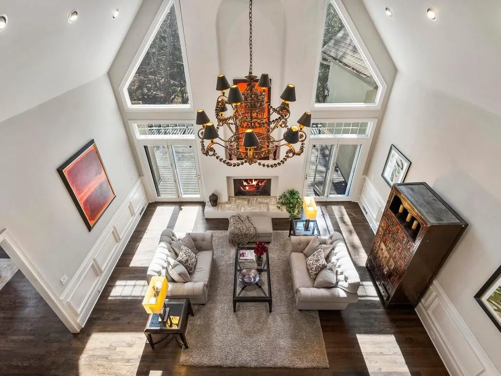 900 Marseilles Drive, Atlanta, Georgia 30327, 6 Bedrooms Bedrooms, ,5 BathroomsBathrooms,Residential,Sold,900 Marseilles Drive,6812586