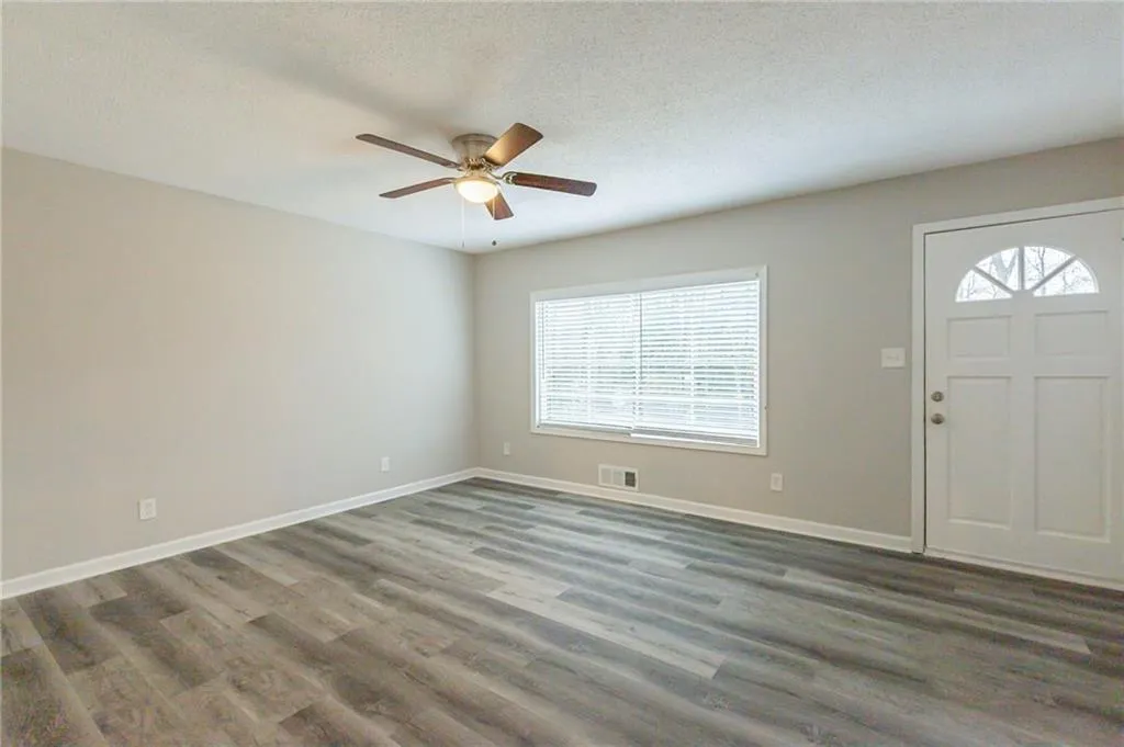3293 Hobart Drive Nw, Atlanta, Georgia 30318, 3 Bedrooms Bedrooms, ,2 BathroomsBathrooms,Residential,For Sale,3293 Hobart Drive Nw,7501104