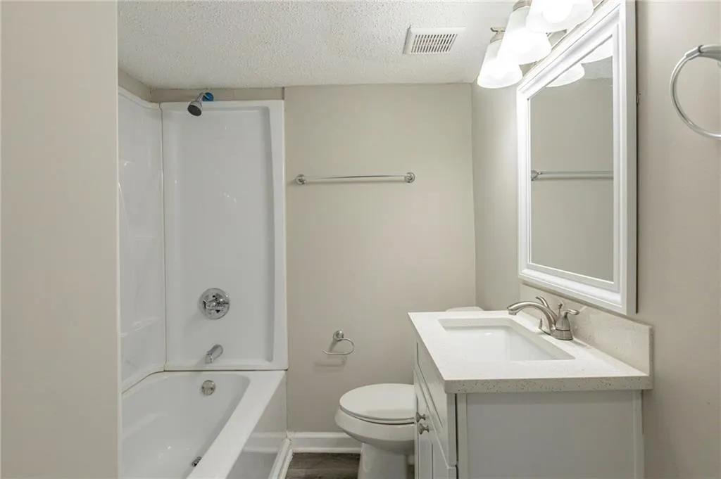 3293 Hobart Drive Nw, Atlanta, Georgia 30318, 3 Bedrooms Bedrooms, ,2 BathroomsBathrooms,Residential,For Sale,3293 Hobart Drive Nw,7501104