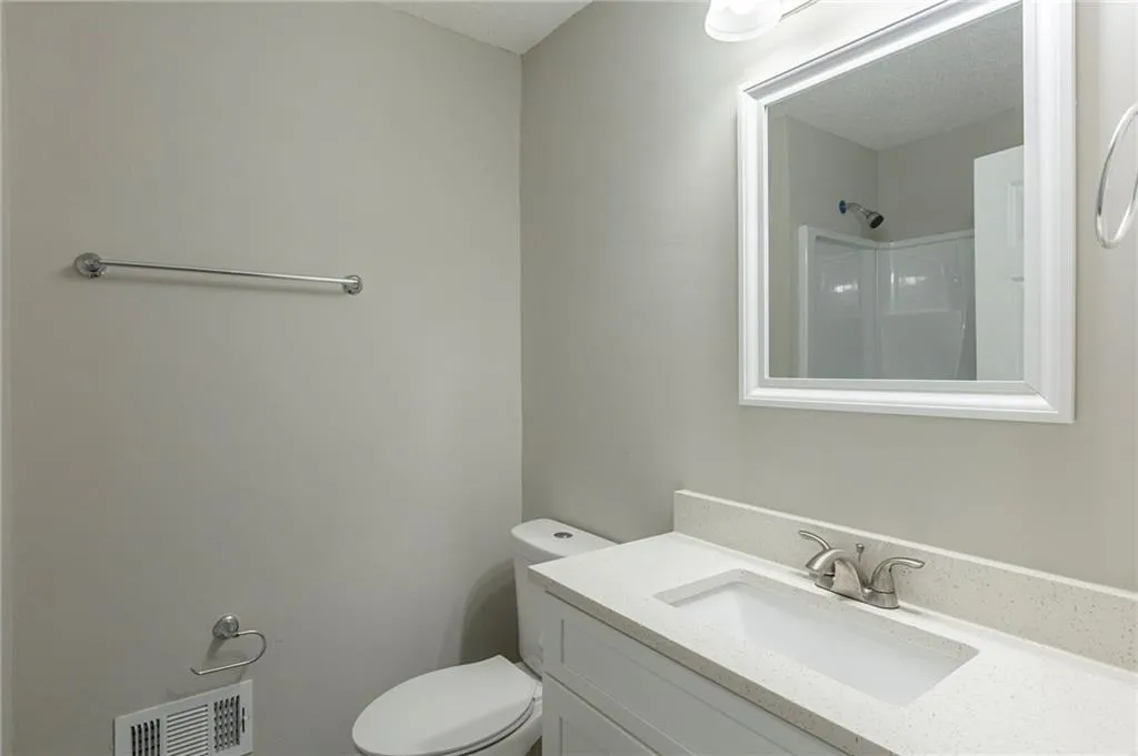 3293 Hobart Drive Nw, Atlanta, Georgia 30318, 3 Bedrooms Bedrooms, ,2 BathroomsBathrooms,Residential,For Sale,3293 Hobart Drive Nw,7501104