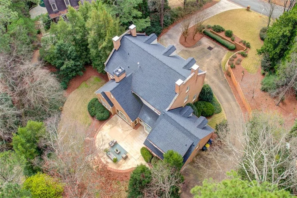 5295 Woodridge Forest Trail, Sandy Springs, Georgia 30327, 5 Bedrooms Bedrooms, ,5 BathroomsBathrooms,Residential,Sold,5295 Woodridge Forest Trail,6559983