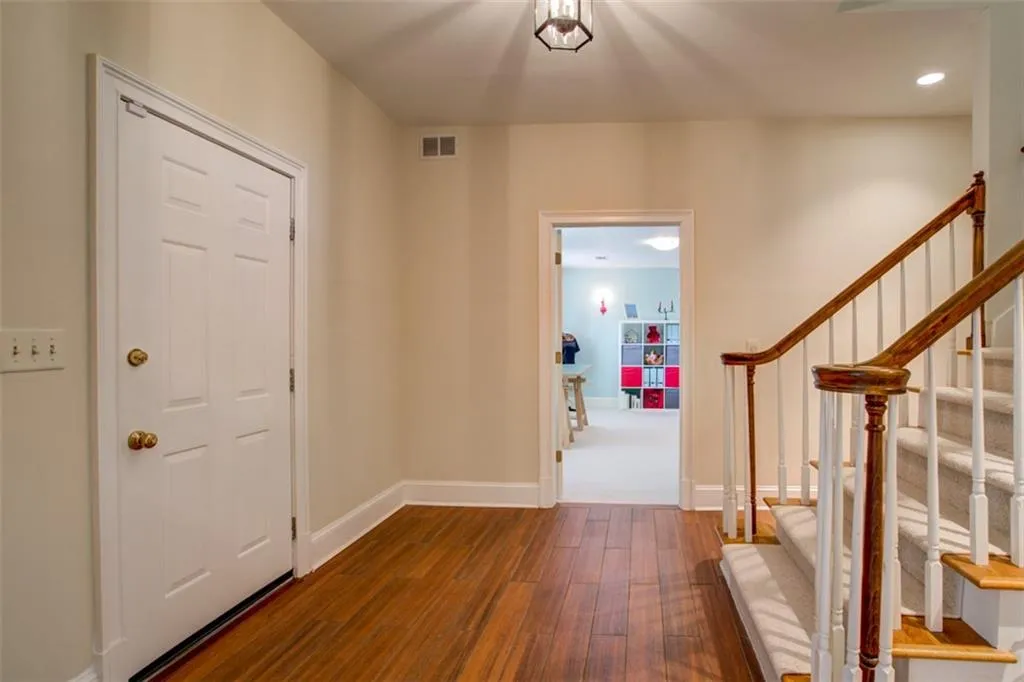 5295 Woodridge Forest Trail, Sandy Springs, Georgia 30327, 5 Bedrooms Bedrooms, ,5 BathroomsBathrooms,Residential,Sold,5295 Woodridge Forest Trail,6559983