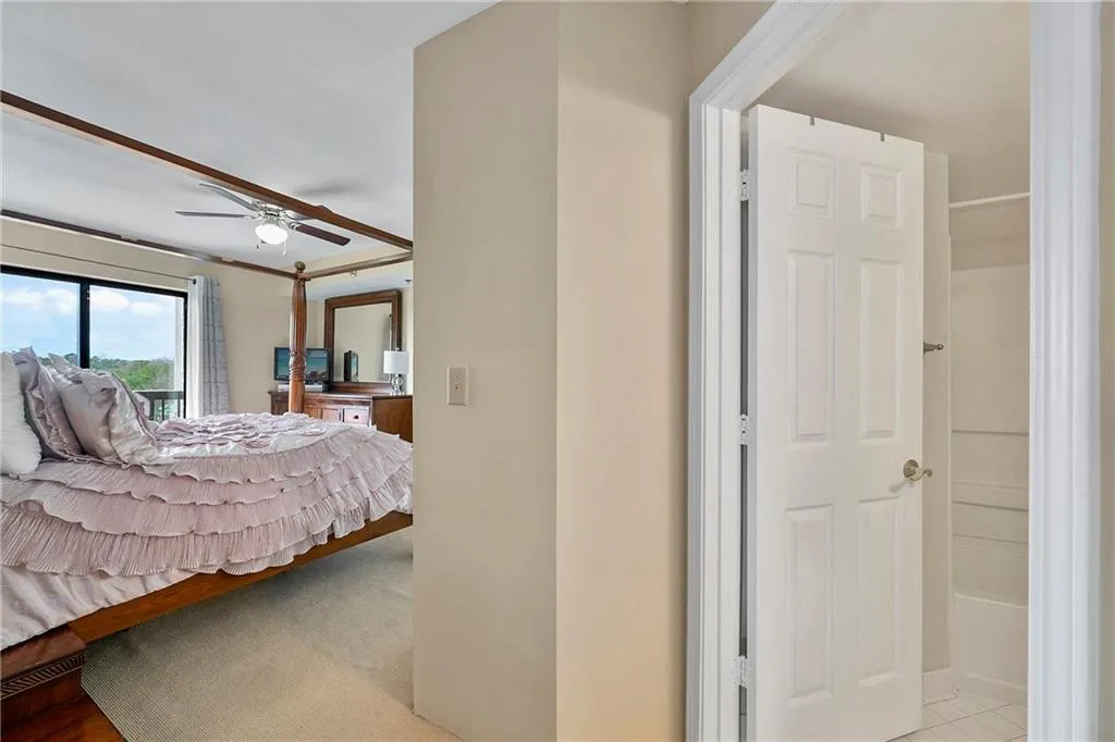 795 Hammond Drive Unit 1008, Atlanta, Georgia 30328, 1 Bedroom Bedrooms, ,1 BathroomBathrooms,Residential,Sold,795 Hammond Drive Unit 1008,6687028