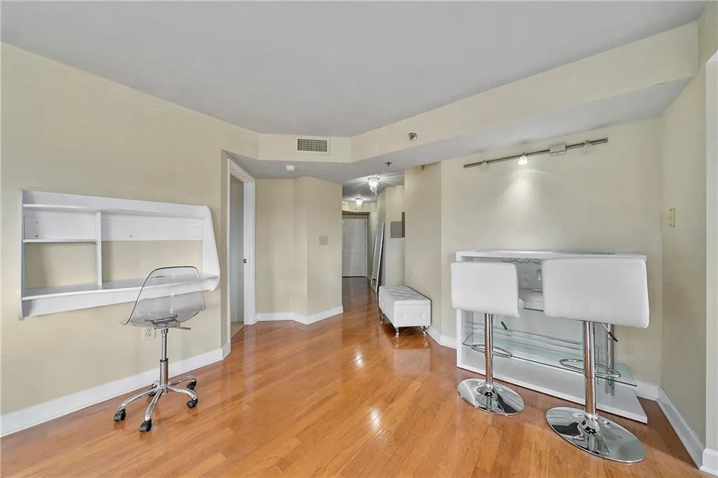 795 Hammond Drive Unit 1008, Atlanta, Georgia 30328, 1 Bedroom Bedrooms, ,1 BathroomBathrooms,Residential,Sold,795 Hammond Drive Unit 1008,6687028