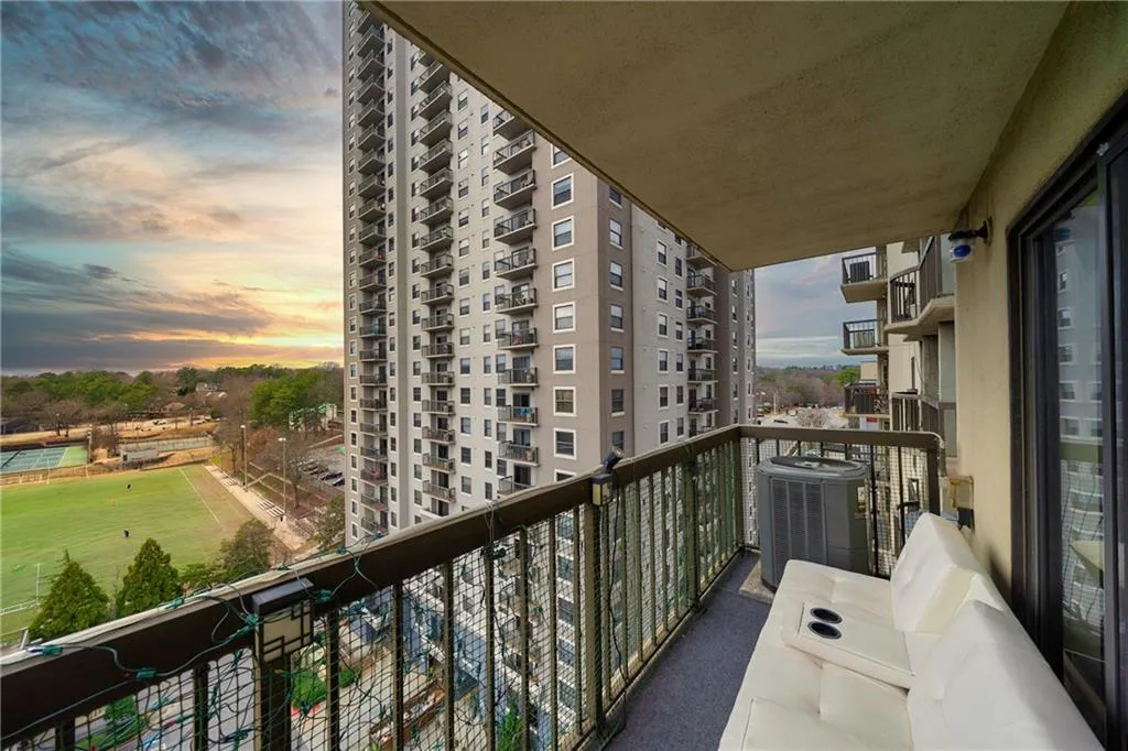 795 Hammond Drive Unit 1008, Atlanta, Georgia 30328, 1 Bedroom Bedrooms, ,1 BathroomBathrooms,Residential,Sold,795 Hammond Drive Unit 1008,6687028