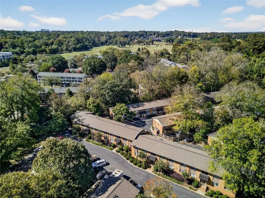 100 Biscayne Drive Nw Unit E4, Atlanta, Georgia 30309, 1 Bedroom Bedrooms, ,1 BathroomBathrooms,Residential,For Sale,100 Biscayne Drive Nw Unit E4,7670612 100 Biscayne Drive Nw Unit E4, Atlanta, Georgia 30309, 1 Bedroom Bedrooms, ,1 BathroomBathrooms,Residential,For Sale,100 Biscayne Drive Nw Unit E4,7670612