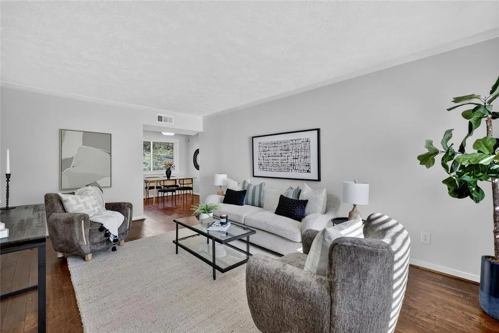 100 Biscayne Drive Nw Unit E4, Atlanta, Georgia 30309, 1 Bedroom Bedrooms, ,1 BathroomBathrooms,Residential,For Sale,100 Biscayne Drive Nw Unit E4,7670612 100 Biscayne Drive Nw Unit E4, Atlanta, Georgia 30309, 1 Bedroom Bedrooms, ,1 BathroomBathrooms,Residential,For Sale,100 Biscayne Drive Nw Unit E4,7670612