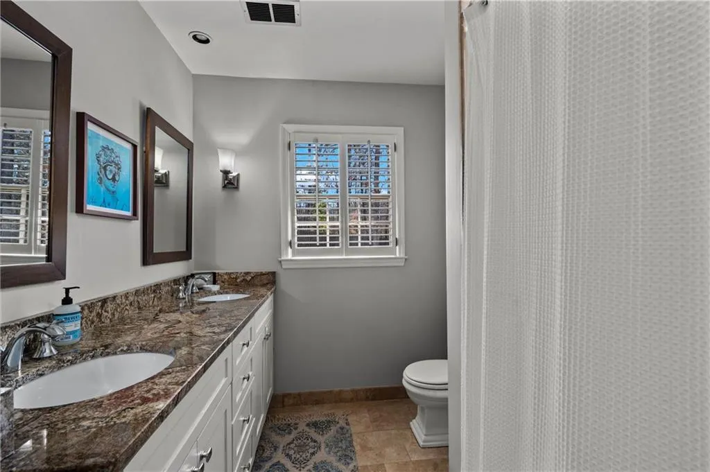 365 Earlston Drive, Atlanta, Georgia 30328, 4 Bedrooms Bedrooms, ,3 BathroomsBathrooms,Residential,Sold,365 Earlston Drive,7719783