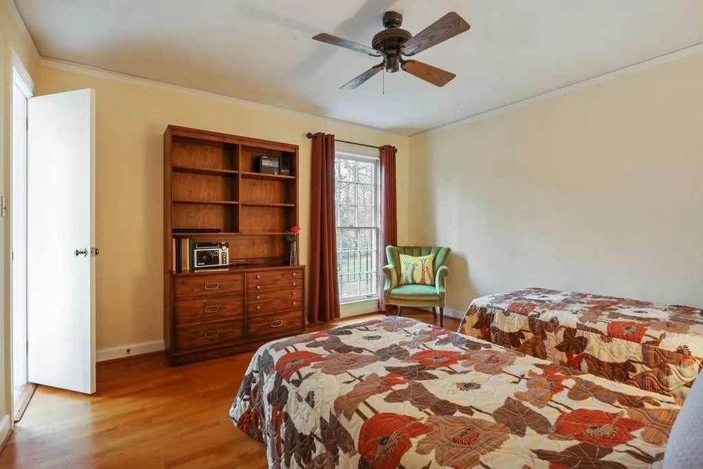 440 Riverside Parkway Nw, Sandy Springs, Georgia 30328, 3 Bedrooms Bedrooms, ,3 BathroomsBathrooms,Residential,Sold,440 Riverside Parkway Nw,6667661