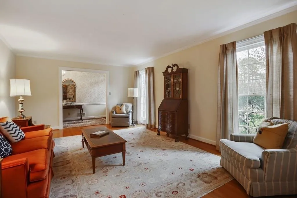440 Riverside Parkway Nw, Sandy Springs, Georgia 30328, 3 Bedrooms Bedrooms, ,3 BathroomsBathrooms,Residential,Sold,440 Riverside Parkway Nw,6667661