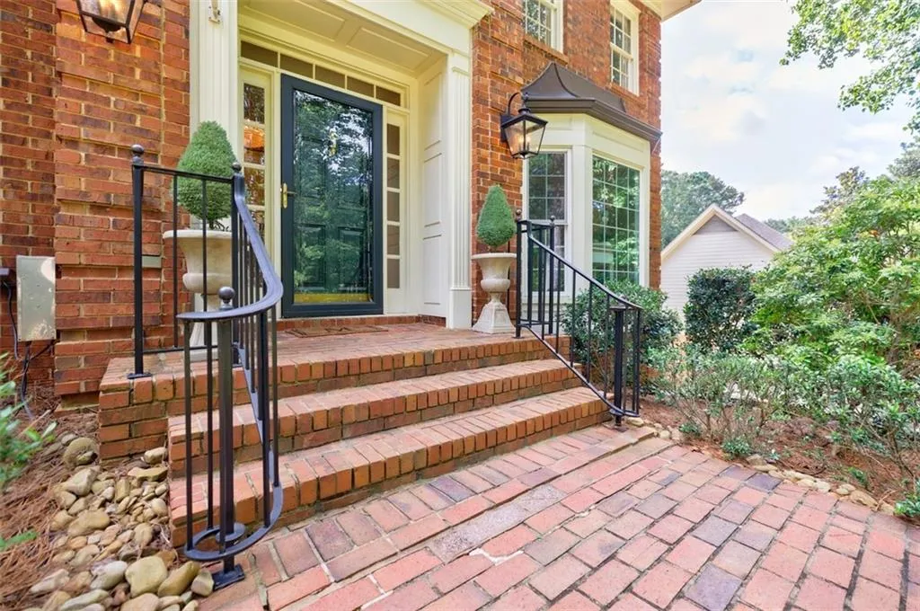 1585 Bakers Glen Drive, Sandy Springs, Georgia 30350, 5 Bedrooms Bedrooms, ,5 BathroomsBathrooms,Residential,Sold,1585 Bakers Glen Drive,7273251