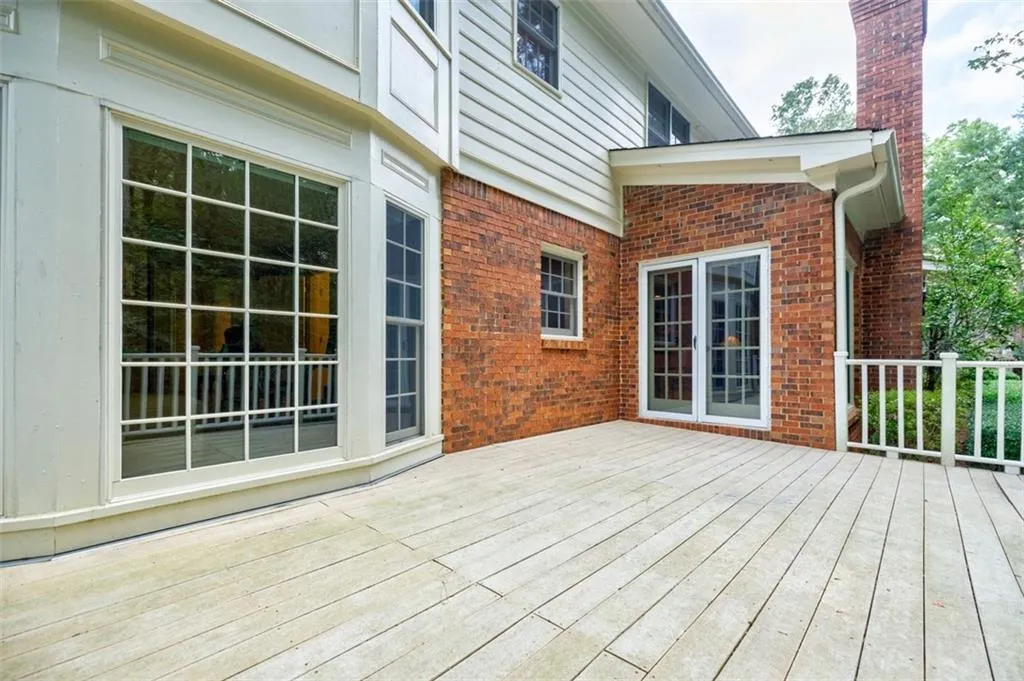 1585 Bakers Glen Drive, Sandy Springs, Georgia 30350, 5 Bedrooms Bedrooms, ,5 BathroomsBathrooms,Residential,Sold,1585 Bakers Glen Drive,7273251