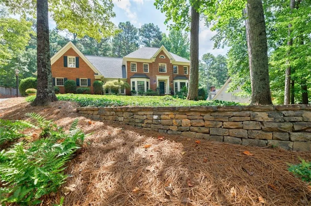 1585 Bakers Glen Drive, Sandy Springs, Georgia 30350, 5 Bedrooms Bedrooms, ,5 BathroomsBathrooms,Residential,Sold,1585 Bakers Glen Drive,7273251