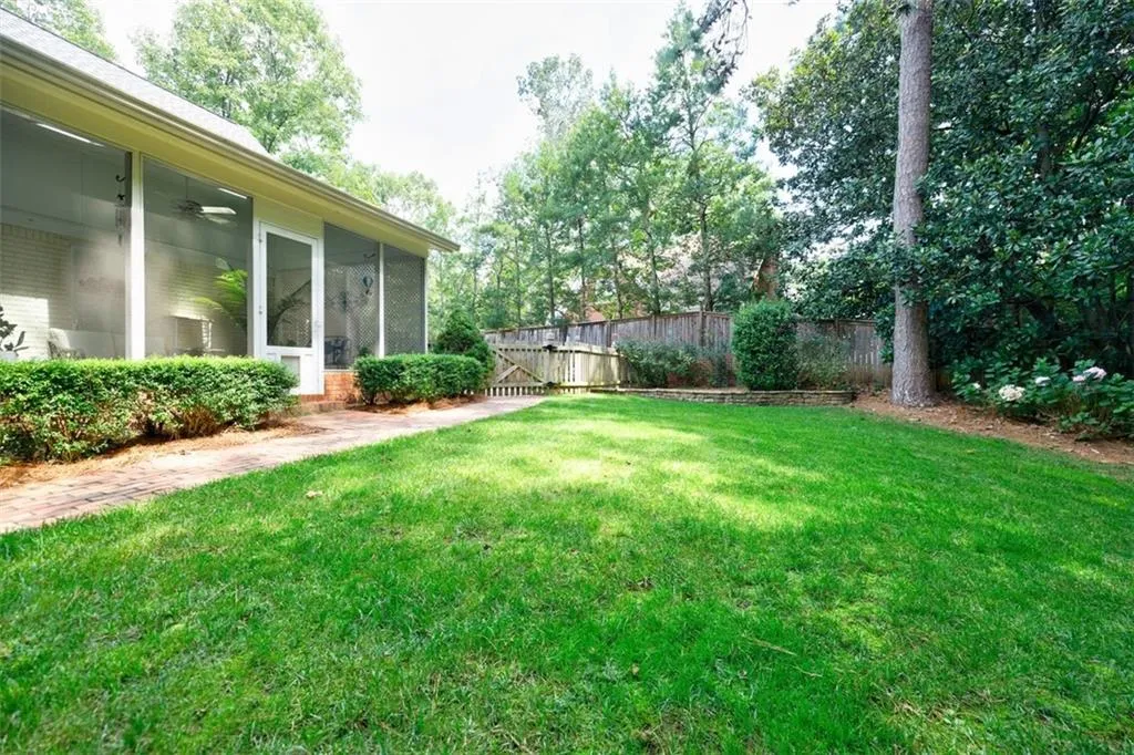 1585 Bakers Glen Drive, Sandy Springs, Georgia 30350, 5 Bedrooms Bedrooms, ,5 BathroomsBathrooms,Residential,Sold,1585 Bakers Glen Drive,7273251