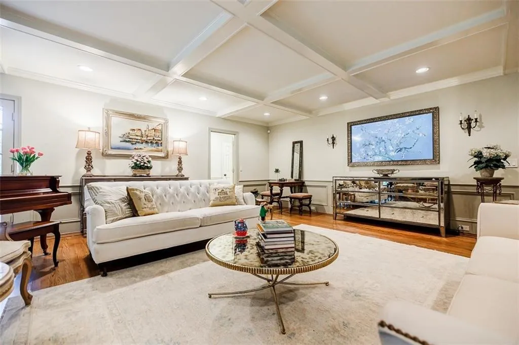 1585 Bakers Glen Drive, Sandy Springs, Georgia 30350, 5 Bedrooms Bedrooms, ,5 BathroomsBathrooms,Residential,Sold,1585 Bakers Glen Drive,7273251