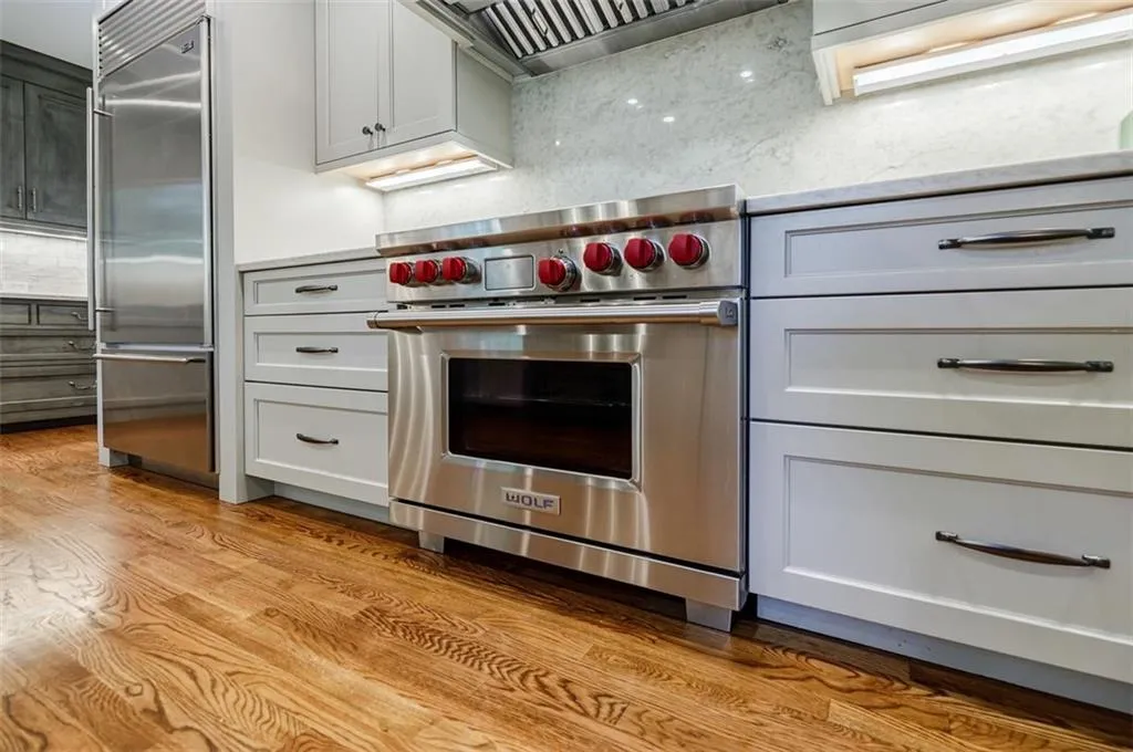 1585 Bakers Glen Drive, Sandy Springs, Georgia 30350, 5 Bedrooms Bedrooms, ,5 BathroomsBathrooms,Residential,Sold,1585 Bakers Glen Drive,7273251