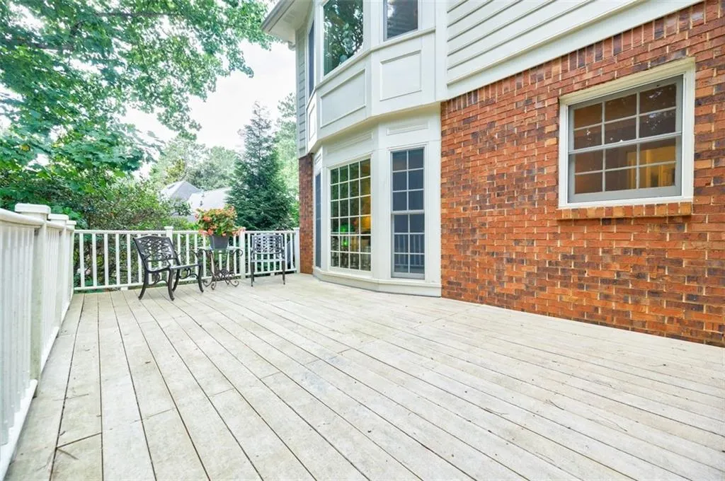 1585 Bakers Glen Drive, Sandy Springs, Georgia 30350, 5 Bedrooms Bedrooms, ,5 BathroomsBathrooms,Residential,Sold,1585 Bakers Glen Drive,7273251