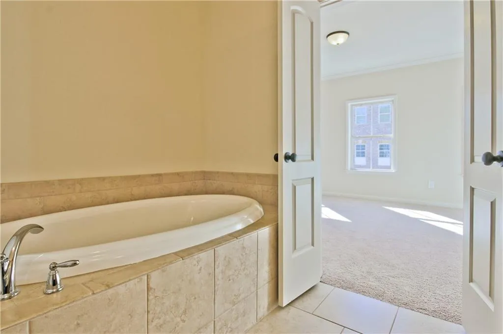 1014 Bergeron Place Unit 1014, Sandy Springs, Georgia 30328, 3 Bedrooms Bedrooms, ,3 BathroomsBathrooms,Residential,Sold,1014 Bergeron Place Unit 1014,5392823