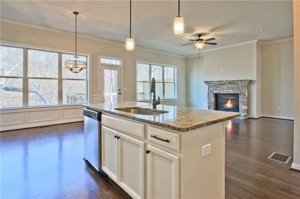 1014 Bergeron Place Unit 1014, Sandy Springs, Georgia 30328, 3 Bedrooms Bedrooms, ,3 BathroomsBathrooms,Residential,Sold,1014 Bergeron Place Unit 1014,5392823