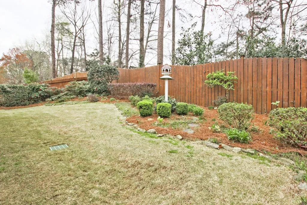 685 Glenridge Close Drive, Atlanta, Georgia 30328, 4 Bedrooms Bedrooms, ,2 BathroomsBathrooms,Residential,Sold,685 Glenridge Close Drive,6859715