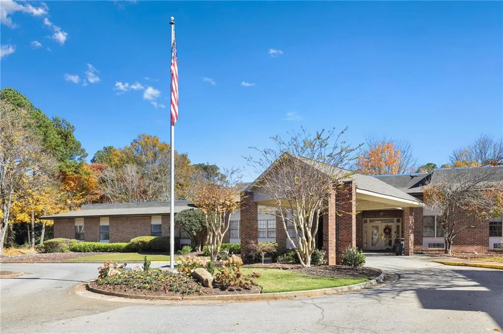 475 Mount Vernon Highway Ne Unit A200, Sandy Springs, Georgia 30328, 2 Bedrooms Bedrooms, ,2 BathroomsBathrooms,Residential,Sold,475 Mount Vernon Highway Ne Unit A200,6970617