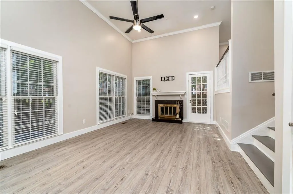 504 Brandywine Circle, Sandy Springs, Georgia 30350, 3 Bedrooms Bedrooms, ,2 BathroomsBathrooms,Residential,Sold,504 Brandywine Circle,7088700