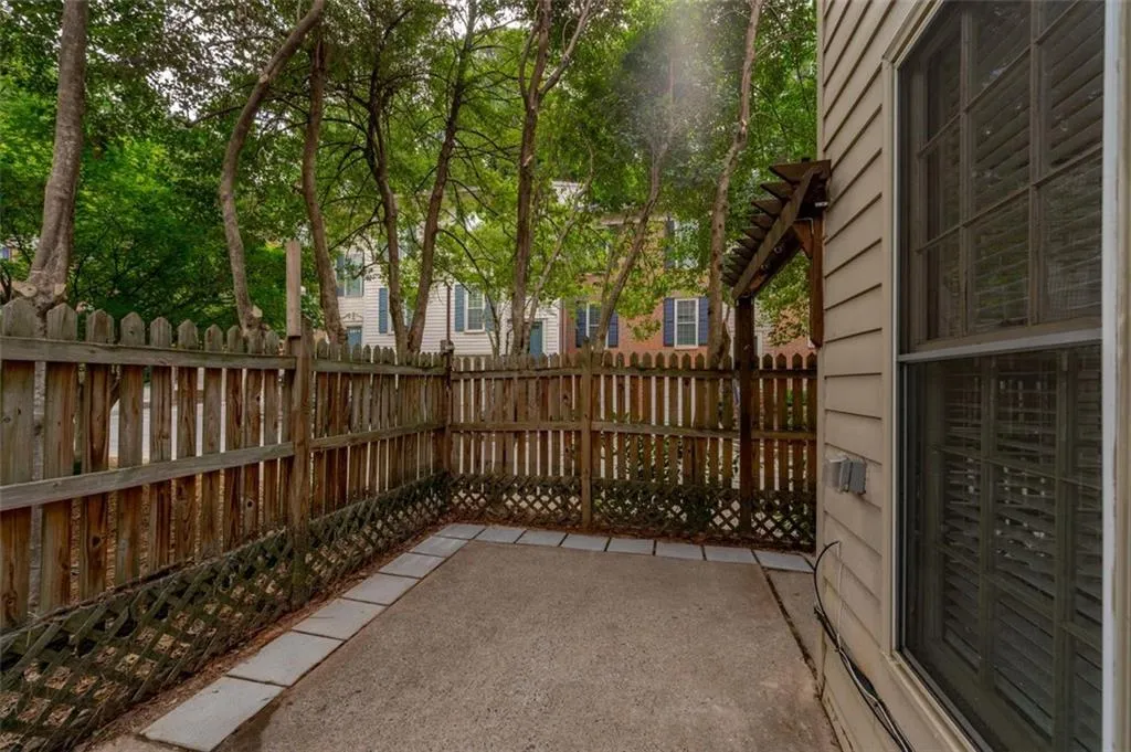 504 Brandywine Circle, Sandy Springs, Georgia 30350, 3 Bedrooms Bedrooms, ,2 BathroomsBathrooms,Residential,Sold,504 Brandywine Circle,7088700