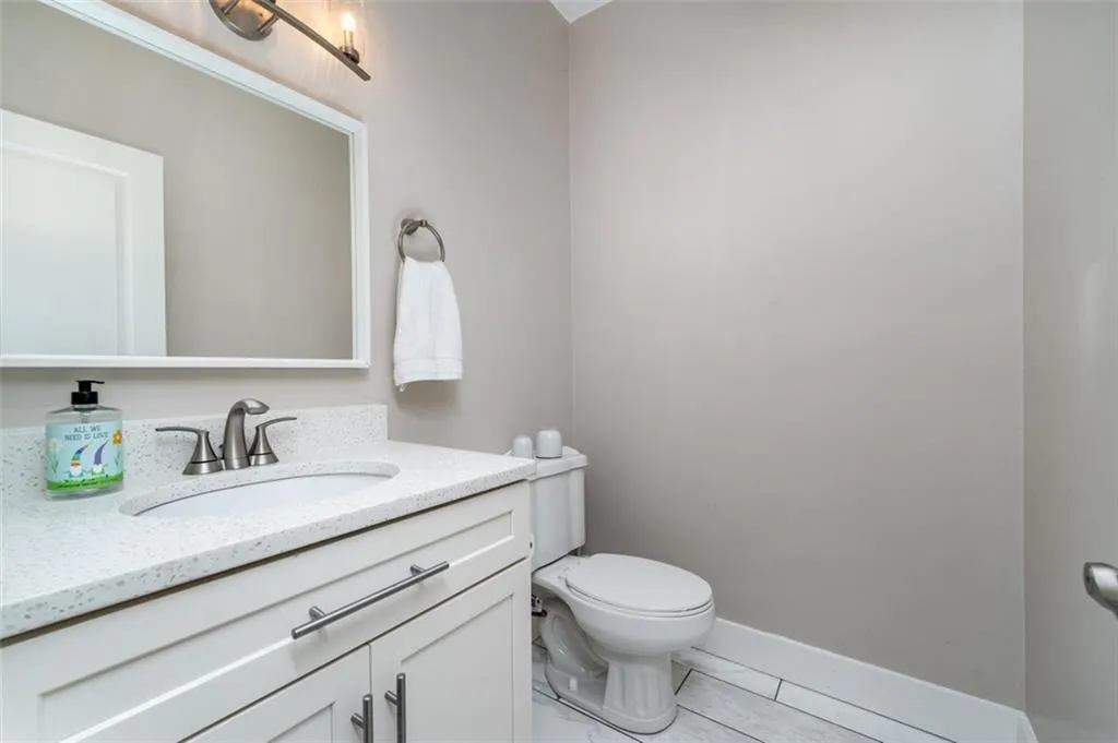 504 Brandywine Circle, Sandy Springs, Georgia 30350, 3 Bedrooms Bedrooms, ,2 BathroomsBathrooms,Residential,Sold,504 Brandywine Circle,7088700