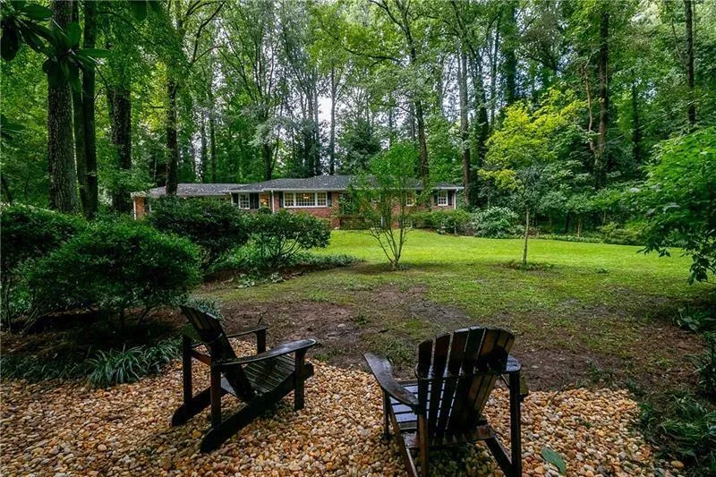4554 Meadow Valley Drive, Sandy Springs, Georgia 30342, 4 Bedrooms Bedrooms, ,3 BathroomsBathrooms,Residential,Sold,4554 Meadow Valley Drive,6784060