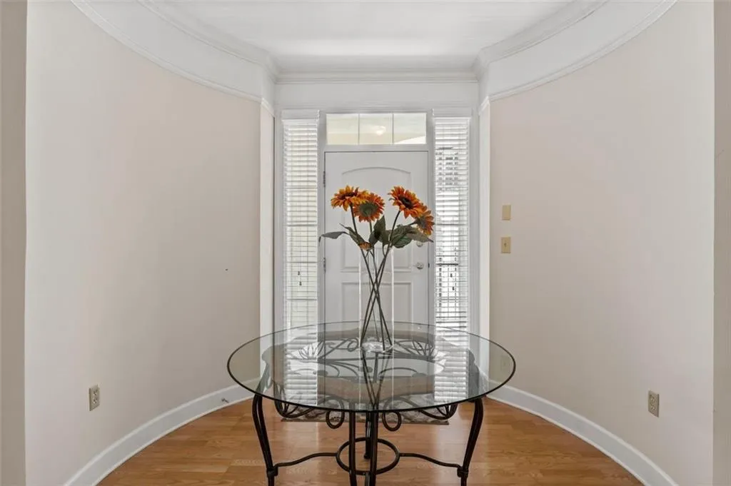 3101 Howell Mill Road Nw Unit 227, Atlanta, Georgia 30327, 2 Bedrooms Bedrooms, ,2 BathroomsBathrooms,Residential,For Sale,3101 Howell Mill Road Nw Unit 227,7610538