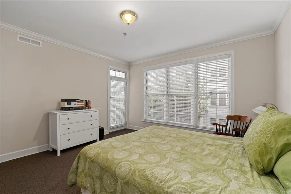3101 Howell Mill Road Nw Unit 227, Atlanta, Georgia 30327, 2 Bedrooms Bedrooms, ,2 BathroomsBathrooms,Residential,For Sale,3101 Howell Mill Road Nw Unit 227,7610538