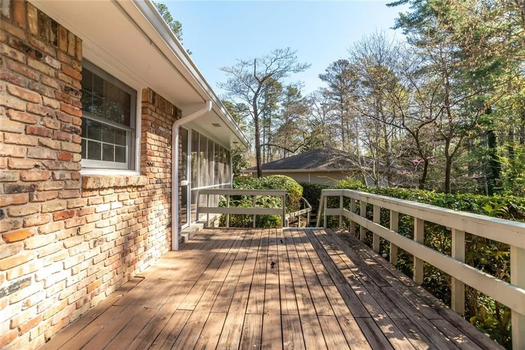 520 Amberidge Trail, Atlanta, Georgia 30328, 4 Bedrooms Bedrooms, ,3 BathroomsBathrooms,Residential,Sold,520 Amberidge Trail,6525796