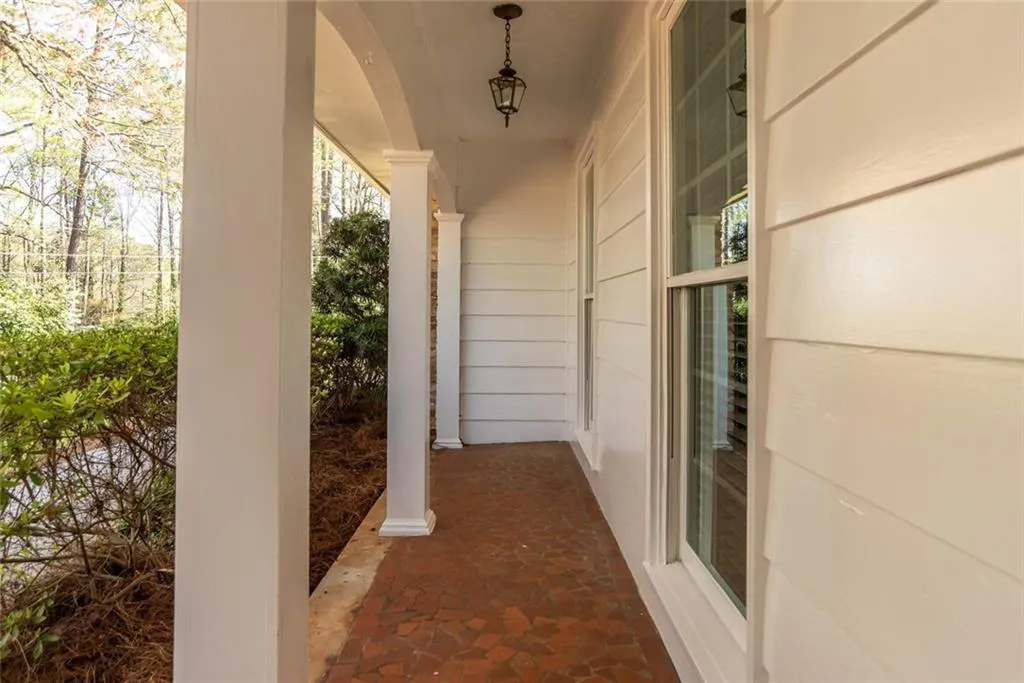 520 Amberidge Trail, Atlanta, Georgia 30328, 4 Bedrooms Bedrooms, ,3 BathroomsBathrooms,Residential,Sold,520 Amberidge Trail,6525796