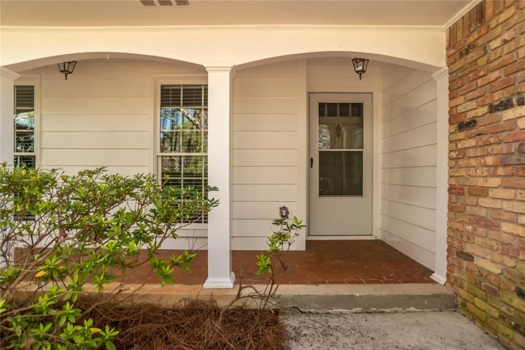 520 Amberidge Trail, Atlanta, Georgia 30328, 4 Bedrooms Bedrooms, ,3 BathroomsBathrooms,Residential,Sold,520 Amberidge Trail,6525796