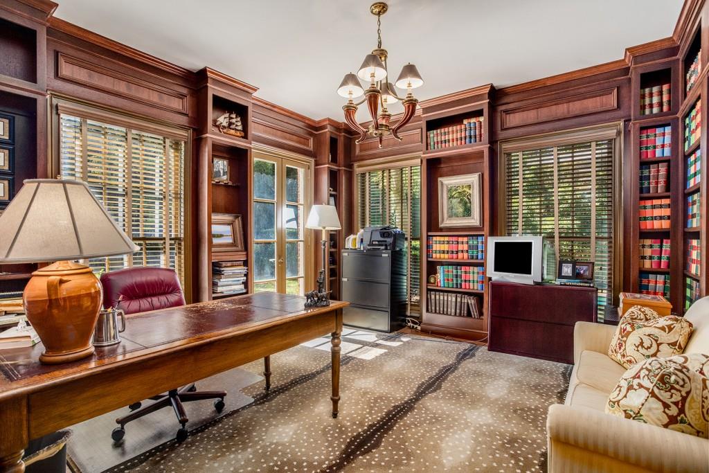 499 Johnson Ferry Road NW, Atlanta, Georgia 30328, 5 Bedrooms Bedrooms, ,5 BathroomsBathrooms,Residential,Sold,499 Johnson Ferry Road NW,7282114