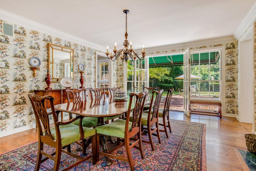 499 Johnson Ferry Road NW, Atlanta, Georgia 30328, 5 Bedrooms Bedrooms, ,5 BathroomsBathrooms,Residential,Sold,499 Johnson Ferry Road NW,7282114