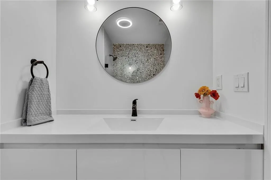 7500 Roswell Road Unit 59, Atlanta, Georgia 30350, 2 Bedrooms Bedrooms, ,2 BathroomsBathrooms,Residential,Sold,7500 Roswell Road Unit 59,7736049
