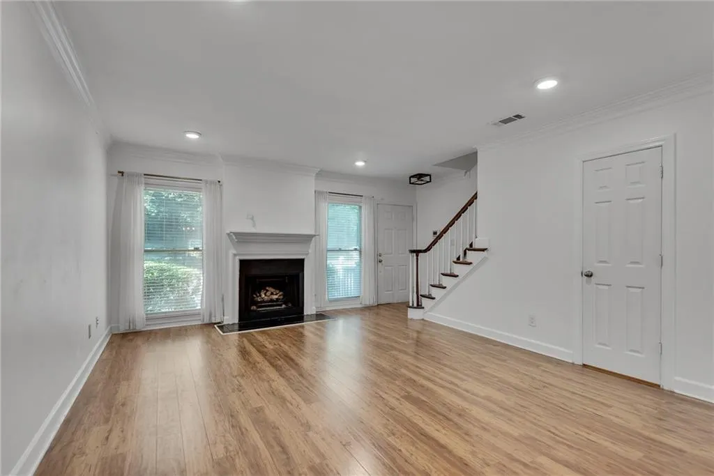 7500 Roswell Road Unit 59, Atlanta, Georgia 30350, 2 Bedrooms Bedrooms, ,2 BathroomsBathrooms,Residential,Sold,7500 Roswell Road Unit 59,7736049